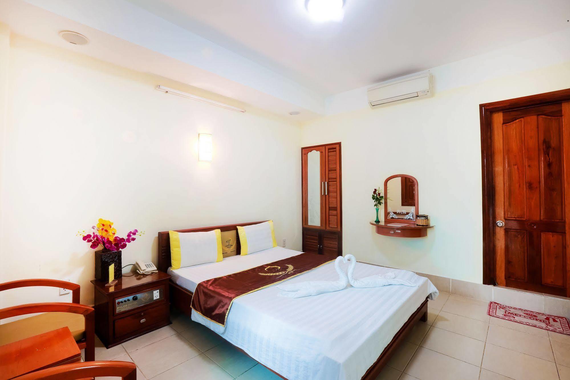 Pylos Hotel Ho Chi Minh-byen Eksteriør bilde
