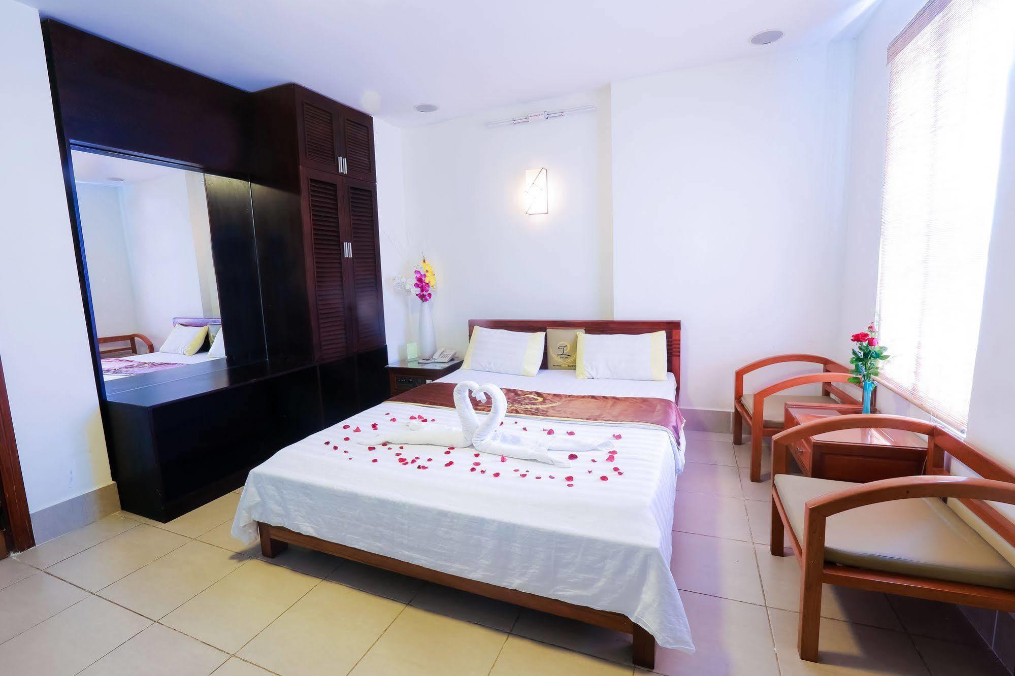 Pylos Hotel Ho Chi Minh-byen Eksteriør bilde